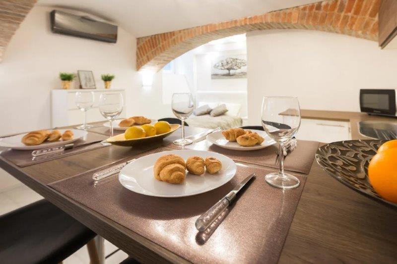 Apartment La Bodega Загреб Экстерьер фото